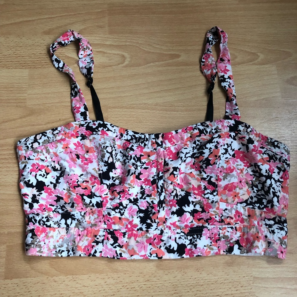 Brand New Floral Crop Top